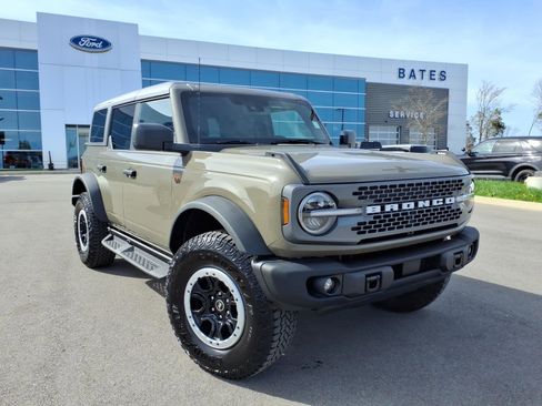 Used 2025 Ford Bronco Badlands w/ Sasquatch Package image 1