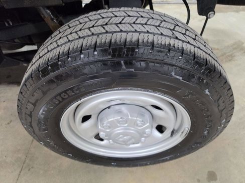 Used 2023 RAM 2500 Tradesman AWD/4WD image 13