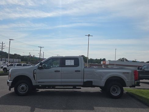 Used 2025 Ford F350 XLT AWD/4WD image 10