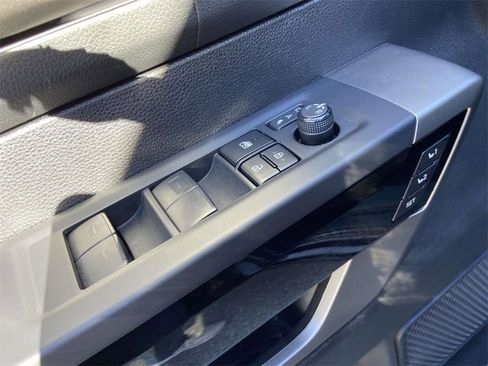 Used 2023 Toyota Tundra Limited image 25