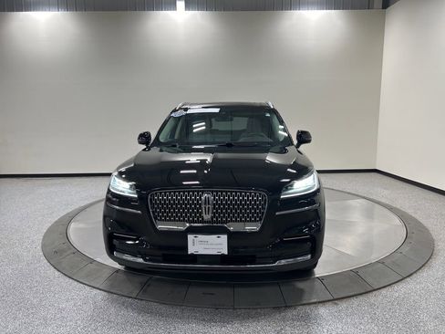 Certified 2023 Lincoln Aviator AWD w/ Premium Package image 7