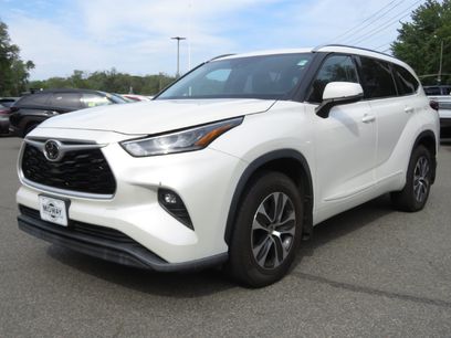 Used 2020 Toyota Highlander XLE