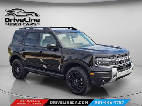 Used 2025 Ford Bronco Sport Badlands image 9