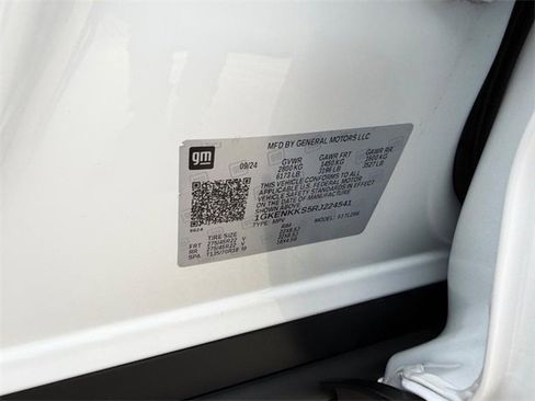 Used 2024 GMC Acadia Elevation w/ Black Edition image 23