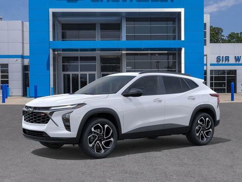 New 2026 Chevrolet Trax RS w/ Sunroof Package image 2