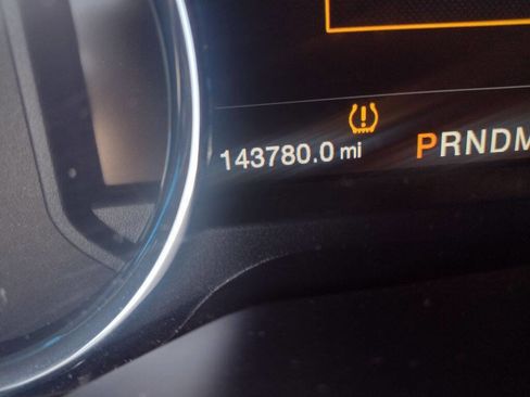 Used 2015 Ford F150 Lariat w/ Equipment Group 502A Luxury image 15