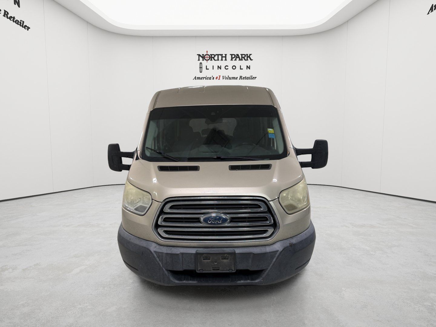 Used 2017 Ford Transit 350 XLT RWD image 8