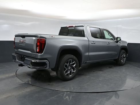 New 2026 GMC Sierra 1500 SLE w/ X31 Off-Road Package AWD/4WD image 2