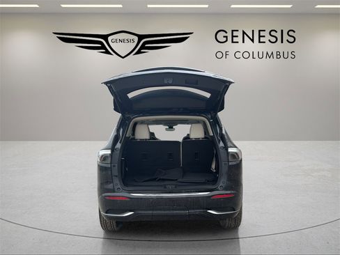 Used 2023 Buick Enclave Avenir image 28