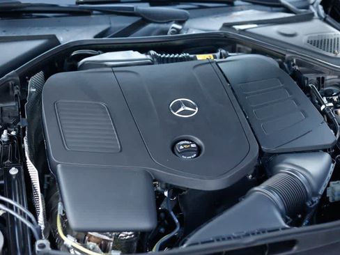 Used 2026 Mercedes-Benz E 350 4MATIC Sedan image 24