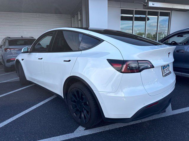 Used 2021 Tesla Model Y Long Range AWD/4WD image 4
