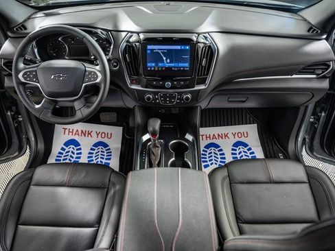 Used 2023 Chevrolet Traverse RS image 22