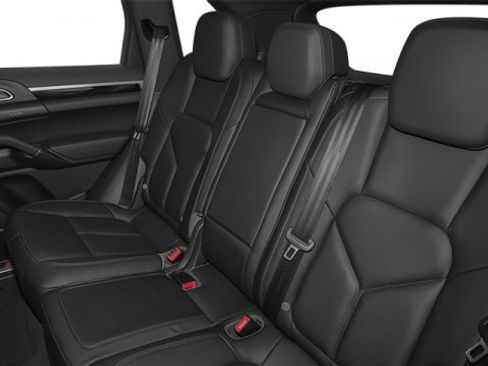 Used 2014 Porsche Cayenne S image 14