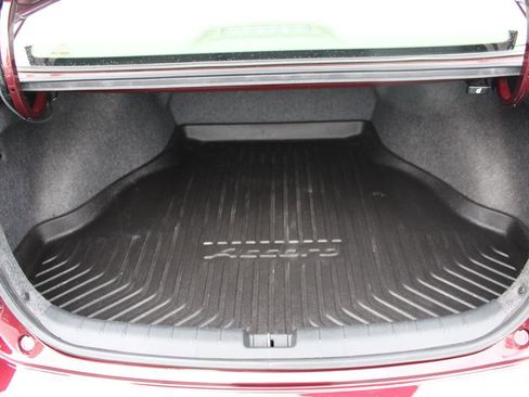 Used 2016 Honda Accord LX image 29