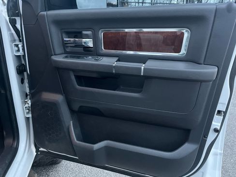 Used 2012 RAM 1500 Laramie image 28
