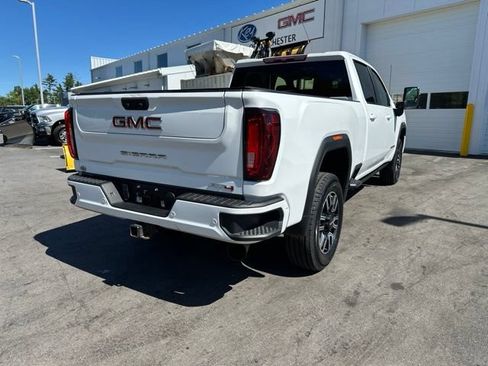 Used 2022 GMC Sierra 3500 AT4 w/ AT4 Preferred Package AWD/4WD image 5