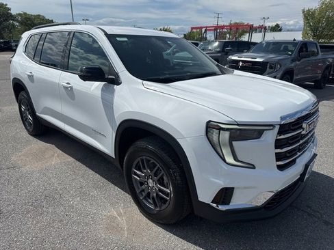 New 2026 GMC Acadia Elevation w/ LPO, Floor Liner Package image 8