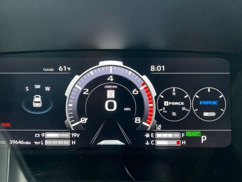 Used 2023 Toyota Sequoia Capstone AWD/4WD image 14