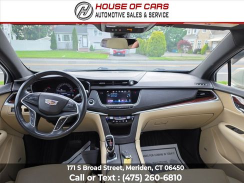 Used 2017 Cadillac XT5 Premium Luxury AWD/4WD image 24