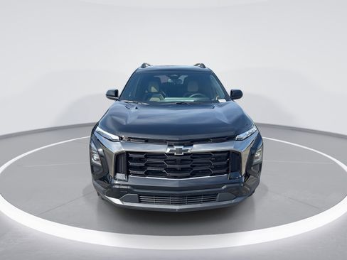 New 2026 Chevrolet Equinox ACTIV w/ Convenience Package III FWD image 3