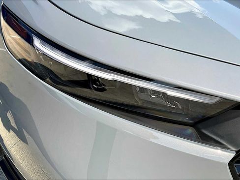 New 2025 Honda Accord SE image 13