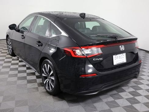 Used 2024 Honda Civic EX-L image 6