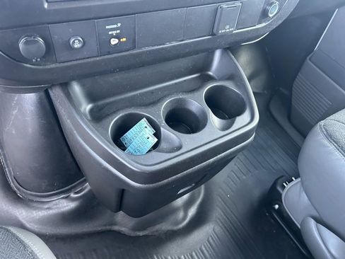 Used 2024 GMC Savana 2500 w/ Driver Convenience Package image 19