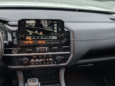 Used 2022 Nissan Pathfinder SL w/ SL Premium Package image 20