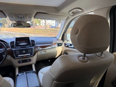 Used 2019 Mercedes-Benz GLS 450 4MATIC w/ Premium 1 Package image 23