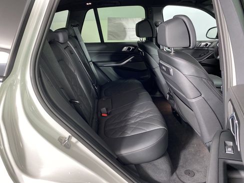 New 2026 BMW X5 M60i w/ Climate Comfort Package image 33
