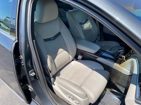 Used 2013 Cadillac XTS Luxury FWD image 18
