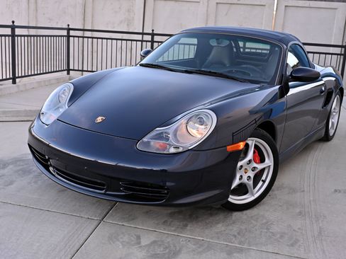 Used 2003 Porsche Boxster S RWD image 3