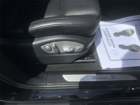 Used 2016 Porsche Macan S AWD/4WD image 14