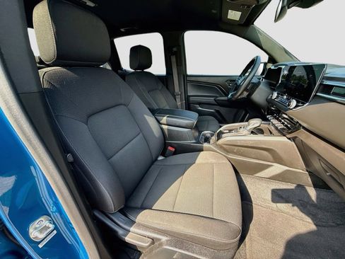 Used 2024 GMC Canyon Elevation w/ Convenience Package AWD/4WD image 33