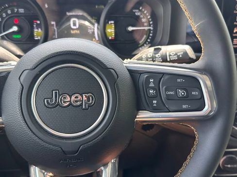 Used 2024 Jeep Wrangler Unlimited Sahara AWD/4WD image 21