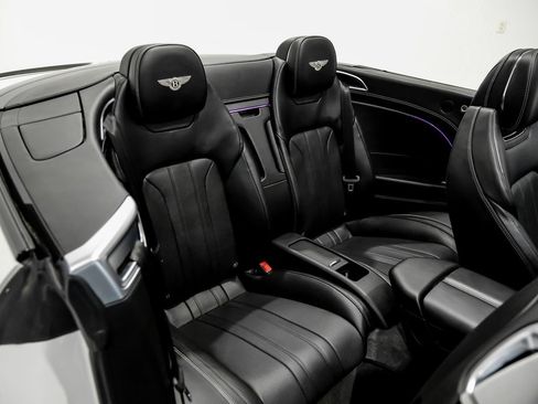 Used 2020 Bentley Continental GT image 44
