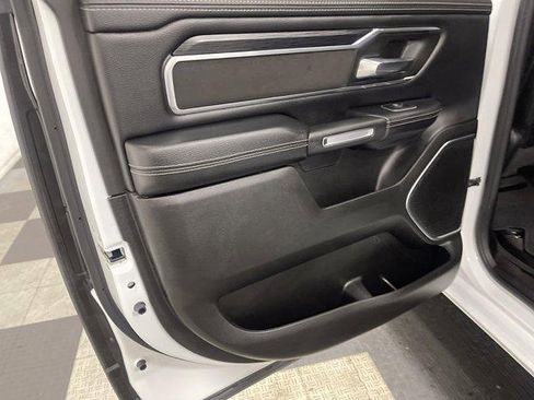 Used 2024 RAM 1500 Laramie AWD/4WD image 11