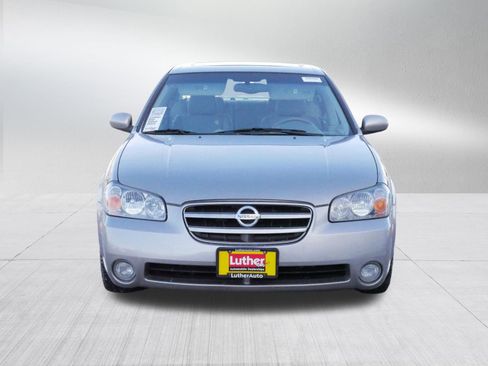 Used 2003 Nissan Maxima GLE image 2