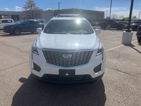 Used 2024 Cadillac XT5 Luxury image 2