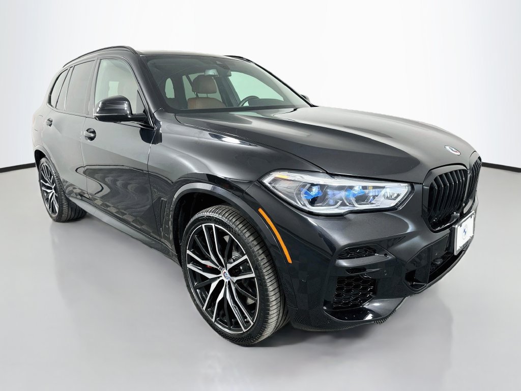 Certified 2023 BMW X5 M50i w/ Executive Package AWD/4WD image 3
