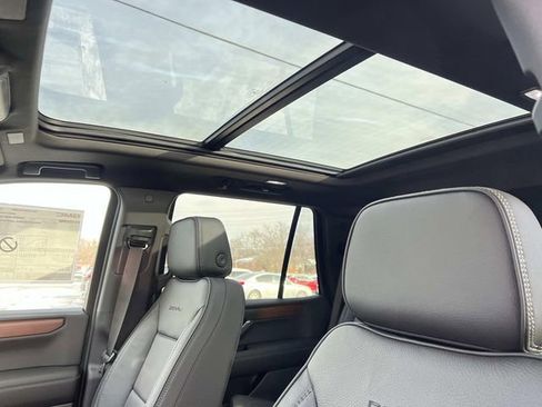 New 2026 GMC Yukon Denali w/ Sun & Power Step Package image 20