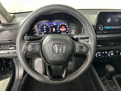 Used 2023 Honda Accord EX image 14