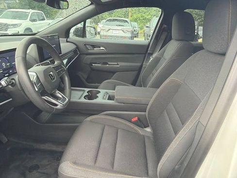 Used 2024 Honda Prologue EX image 15