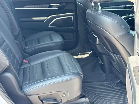 Used 2024 Kia Telluride SX Prestige AWD/4WD image 15
