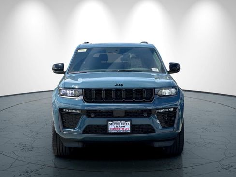 New 2026 Jeep Grand Cherokee L Limited AWD/4WD image 9