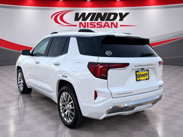 Used 2027 GMC Terrain Denali w/ LPO, Floor Liner Package AWD/4WD image 5