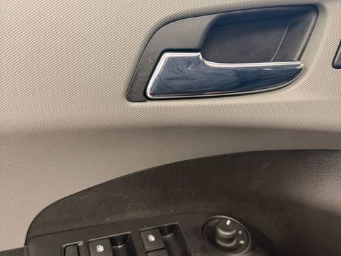 Used 2020 Chevrolet Sonic LT image 22