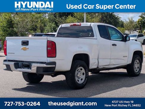 Used 2015 Chevrolet Colorado W/T RWD image 5