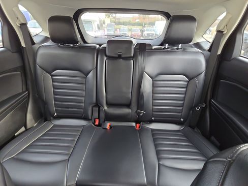 Certified 2024 Ford Edge SEL image 22