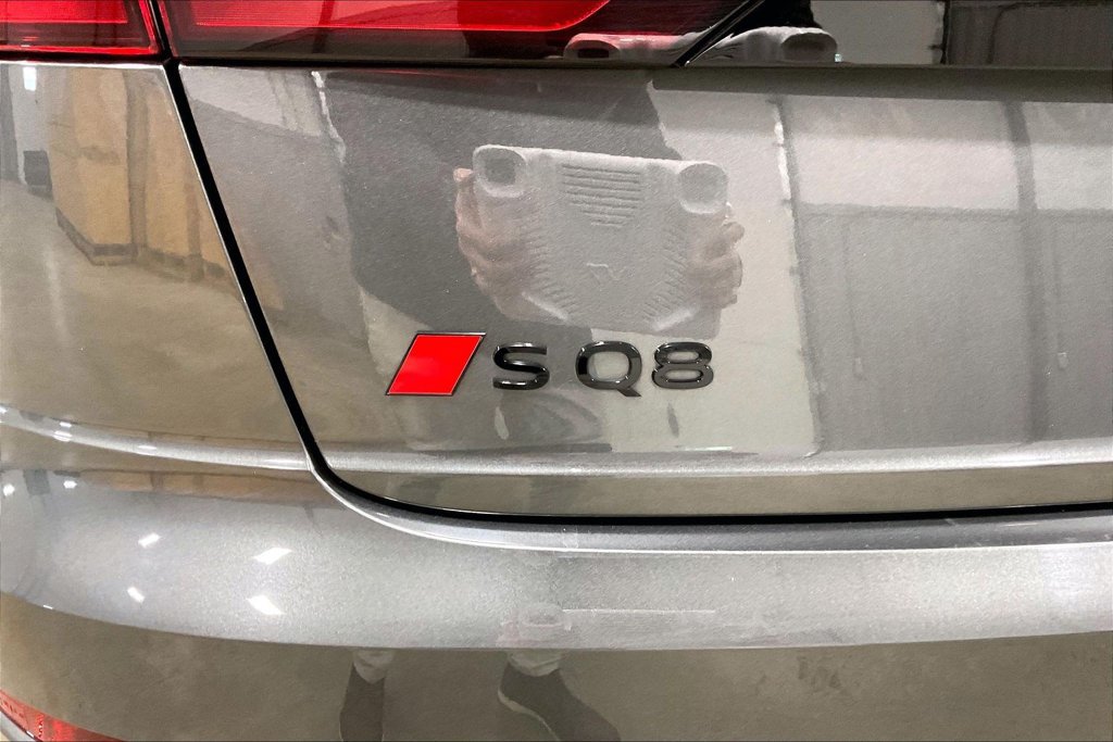 Used 2024 Audi SQ8 Prestige AWD/4WD image 25